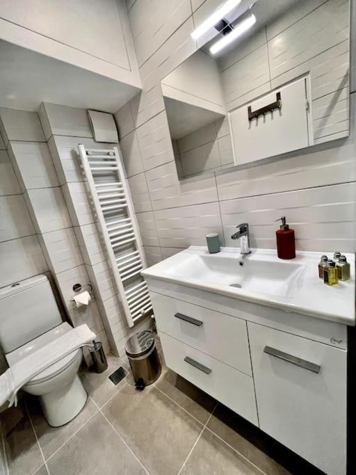 Lovely Studio 3-Min From Beach Palaio Faliro Exterior foto